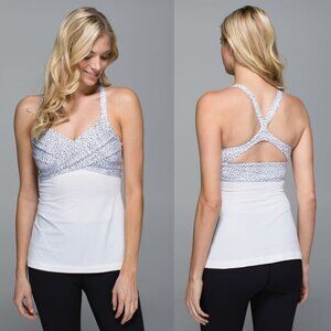 Lululemon Wrap It Up Tank Top Dottie Dash White Black/White 21951